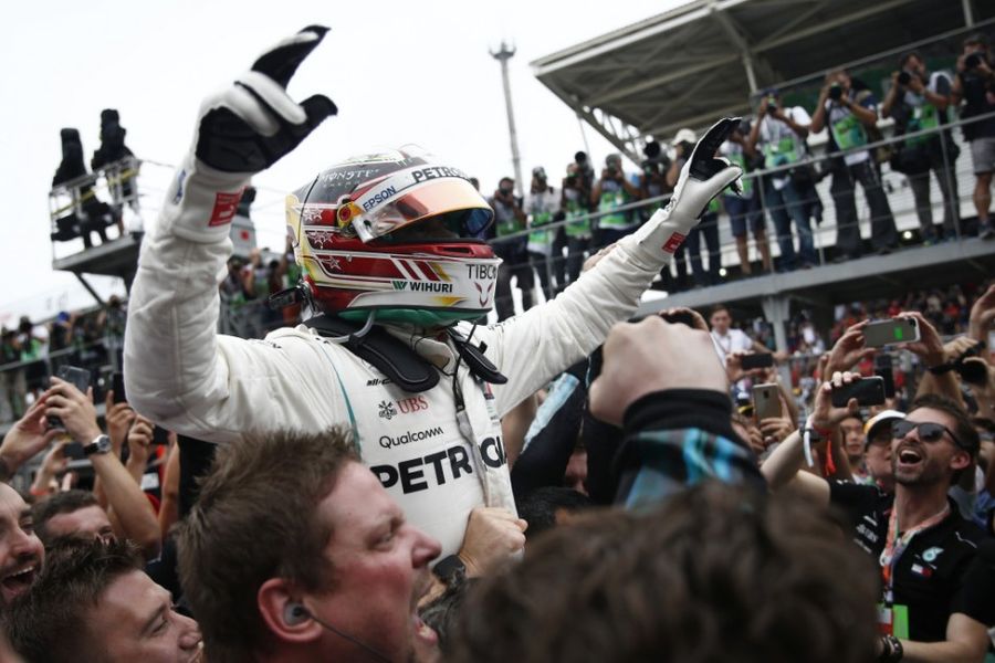 Hamilton wins in Brazil, Ocon clash denies Verstappen victory